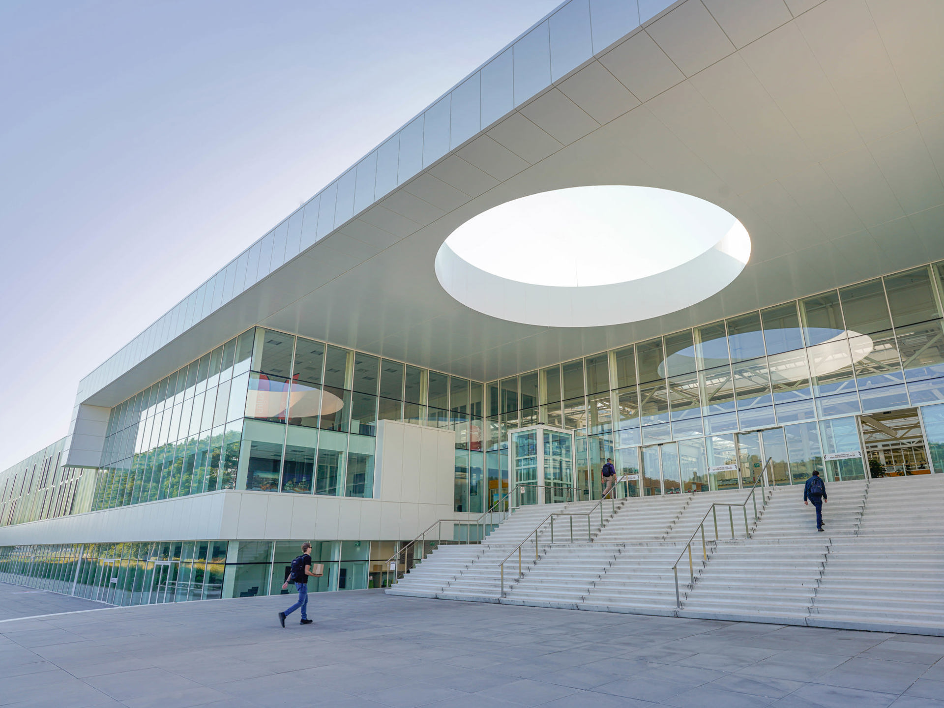 BIC Voorzijde Gebouw 2020 10