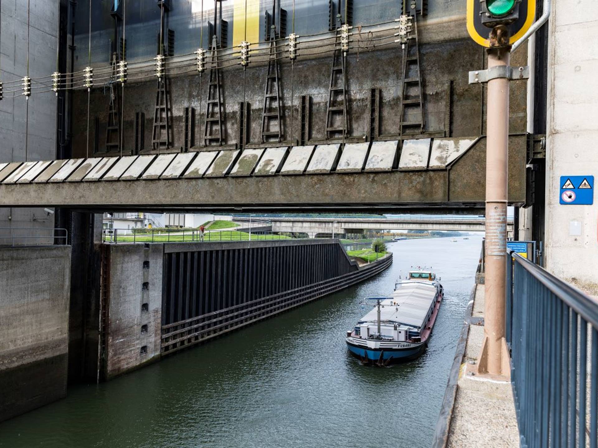 Afsluiting VB Sluis PARK Prestatiecontract Amsterdam Rijnkanaal